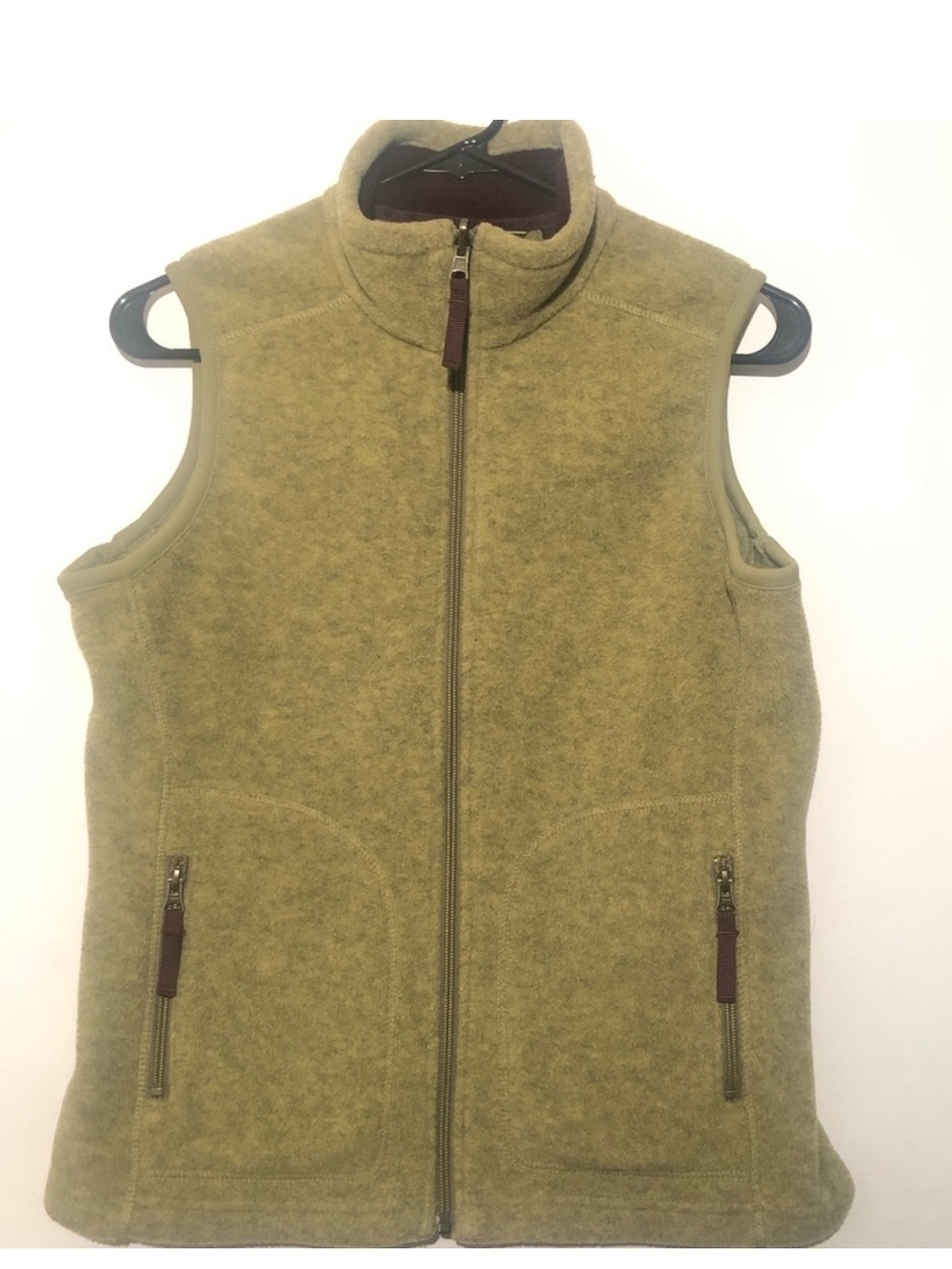 Eddie Bauer plates fleece vest